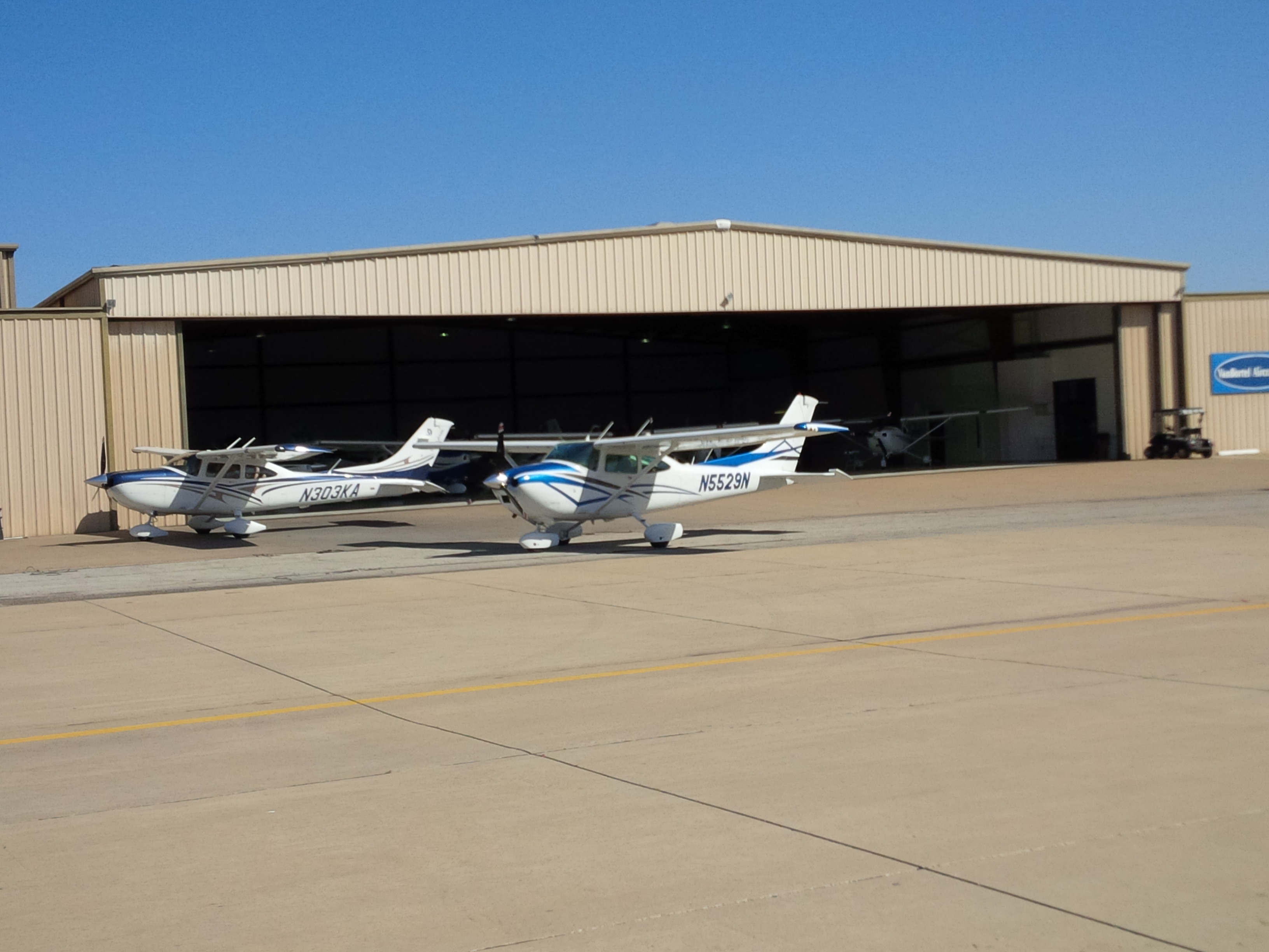 1981 Cessna 182R "Skylane"